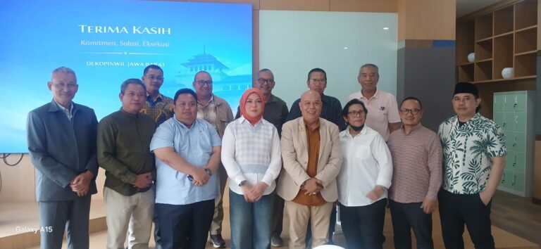 59dc049c7df248fba72cb3865b59de13