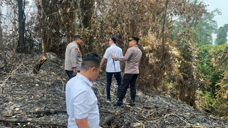 Aksi Cepat Tanggap Karhutla: Kapolres Pesisir Barat dan Tim Gabungan Padamkan Titik Api di TNBBS